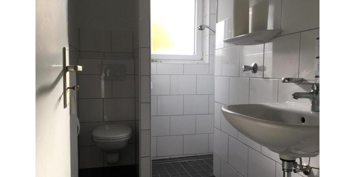 Erdgeschoßwohnung Gelsenkirchen Gelsenkirchen-Mitte - 3 Zimmer, 58 m&sup2;, 439&euro; | Angebot:25963918