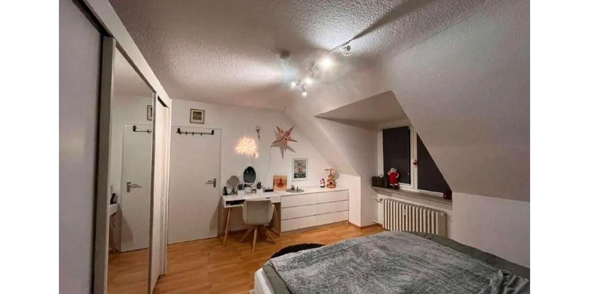 Dachgeschoßwohnung Essen Stadtbezirk IV - 2 Zimmer, 60 m&sup2;, 110.000&euro; | Angebot:26311669