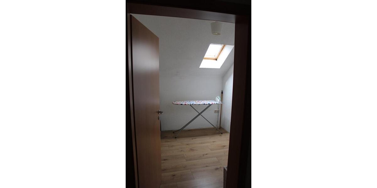 Doppelhaushälfte Duisburg Hamborn - 16 Zimmer, 150 m&sup2;, 430.000&euro; | Angebot:27227541