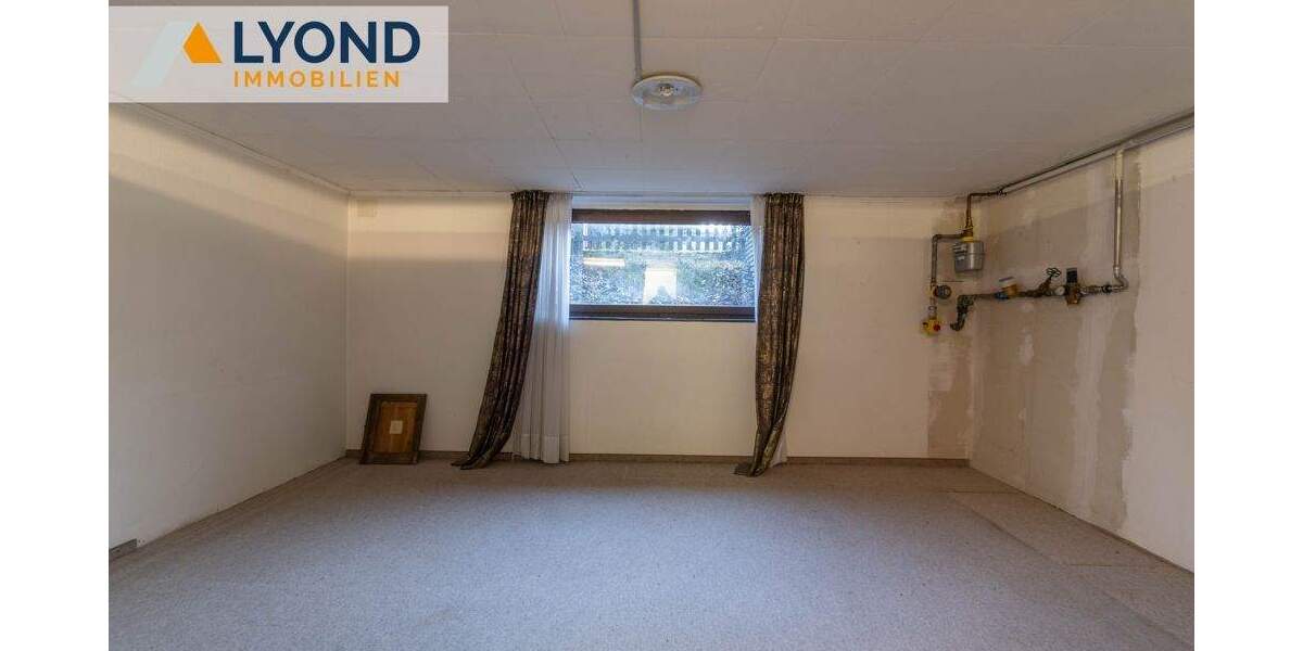 Mehrfamilienhaus, Wohnhaus Borken - 7 Zimmer, 250 m&sup2;, 395.000&euro; | Angebot:25676497