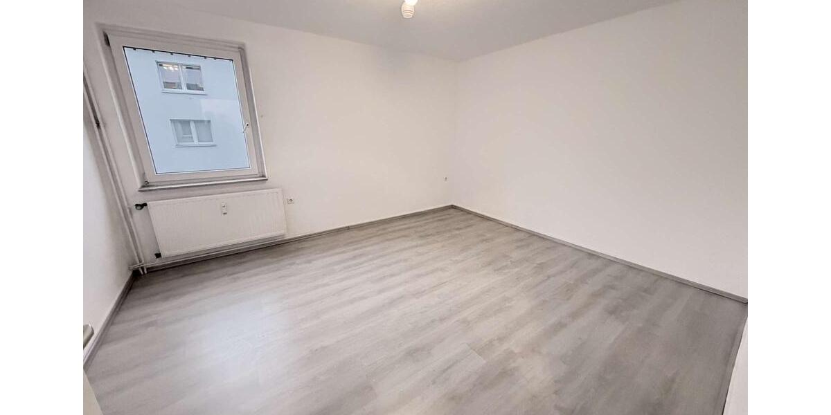 Etagenwohnung Essen Stadtbezirk III - 2 Zimmer, 60 m&sup2;, 620&euro; | Angebot:26097812