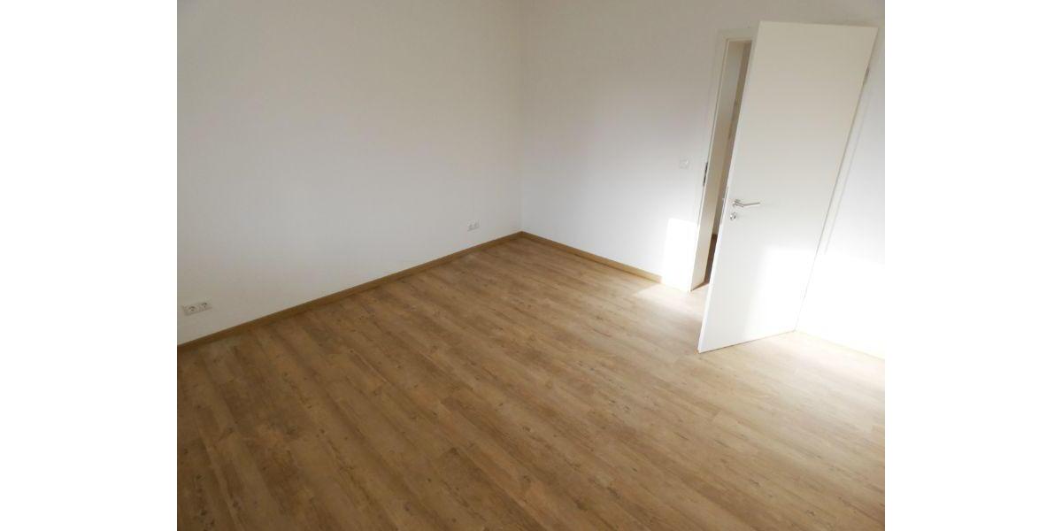 Etagenwohnung Essen Stadtbezirk III - 3 Zimmer, 69 m&sup2;, 738&euro; | Angebot:26232666