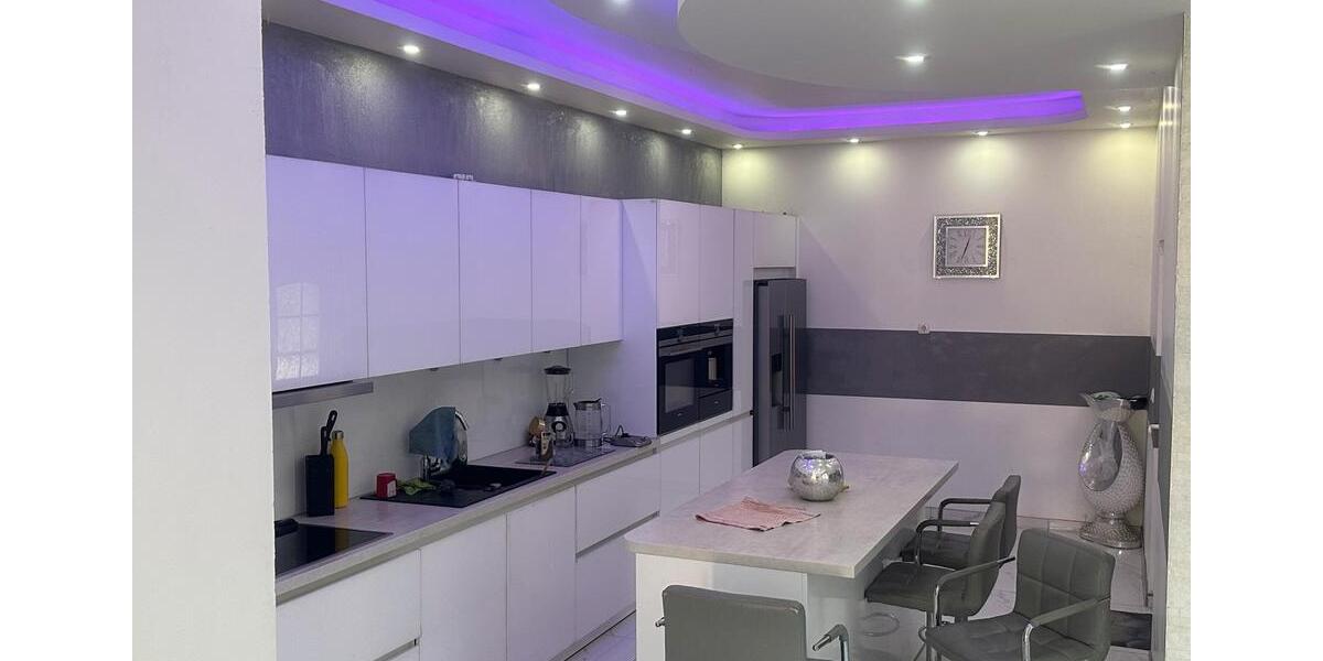 Doppelhaushälfte Dinslaken Lohberg - 7.5 Zimmer, 180 m&sup2;, 2.400&euro; | Angebot:26289080