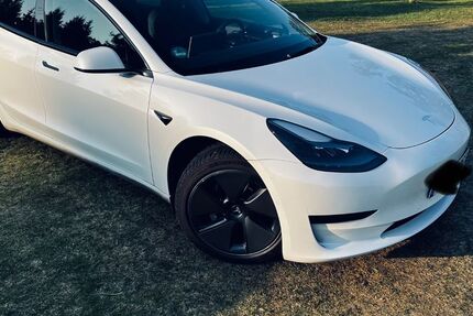 Tesla Model 3 110.000 km 22.999 &euro; Heiden 46359
