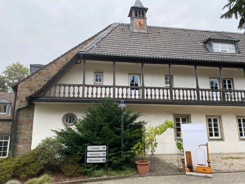 Etagenwohnung Essen Stadtbezirk II - 1 Zimmer, 18 m&sup2;, 500&euro; | Angebot:26013995