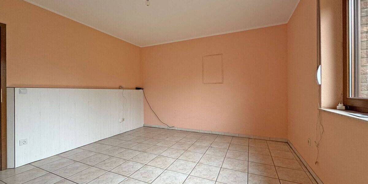 Etagenwohnung Wesel Obrighoven - 3 Zimmer, 94 m&sup2;, 265.000&euro; | Angebot:26778327