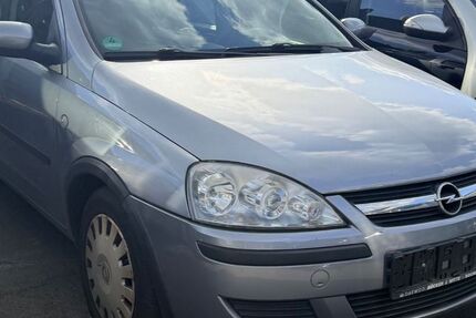 Opel Corsa 73.900 km 3.200 &euro; Bochum 44803