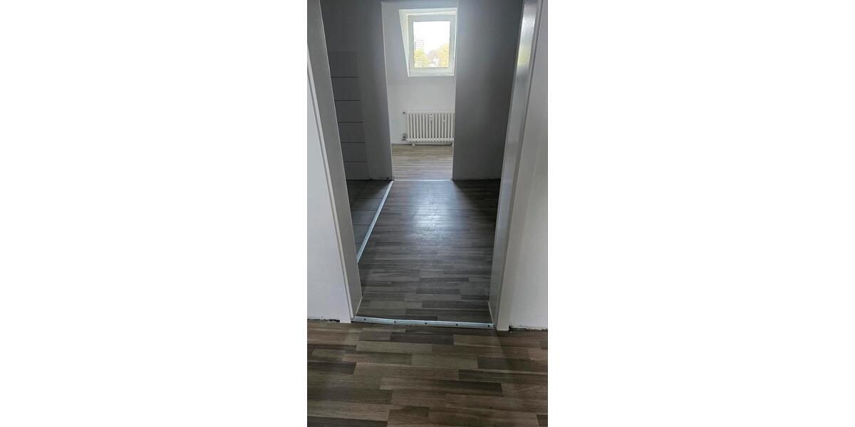 Dachgeschoßwohnung Dinslaken Lohberg - 2 Zimmer, 40 m&sup2;, 560&euro; | Angebot:26284308