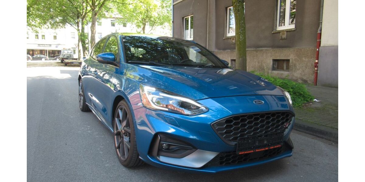 Ford Focus 92.000 km 18.900 &euro; Gelsenkirchen 45889