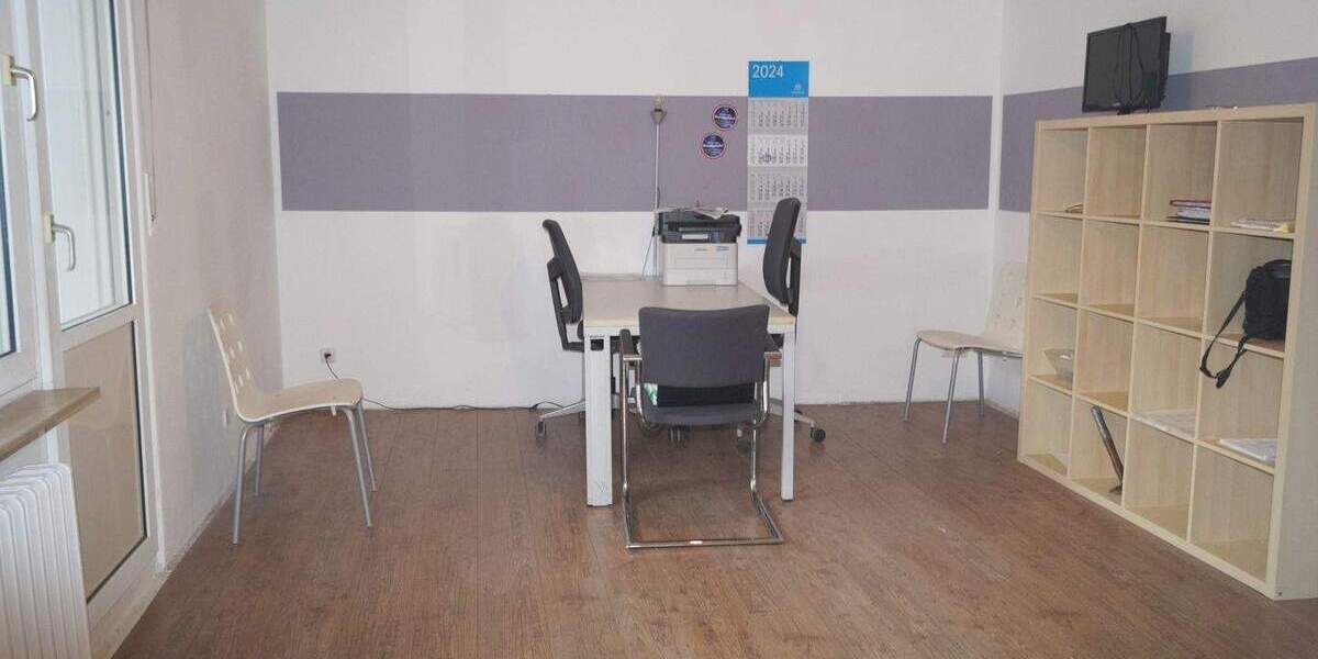 Etagenwohnung Gelsenkirchen Ückendorf - 2 Zimmer, 62 m&sup2;, 350&euro; | Angebot:25679213