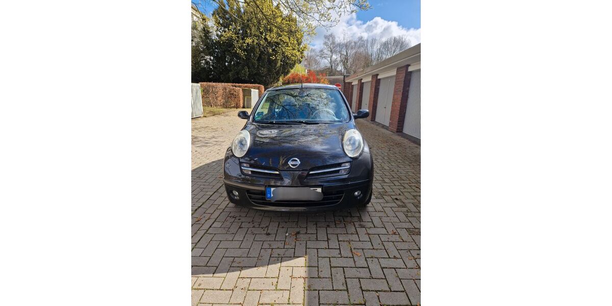 Nissan Micra 133.000 km 1.800 &euro; Essen 45138