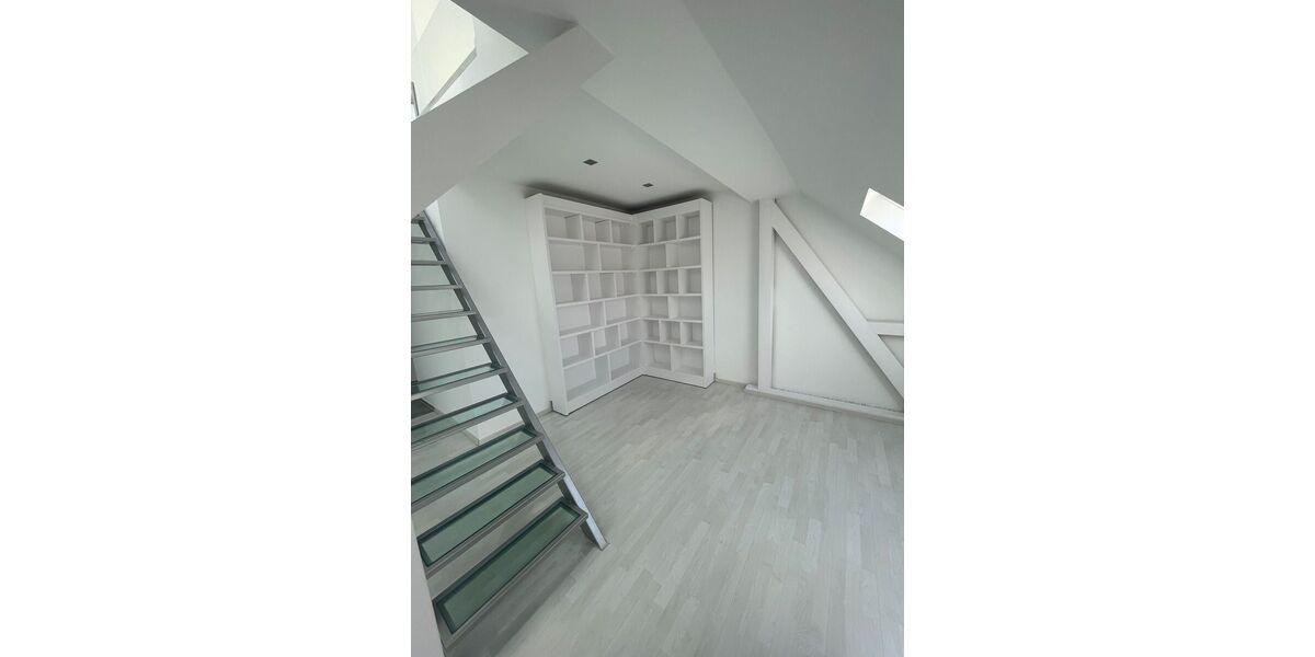 Wohnen auf höchstem Niveau: 168 qm, lichtdurchflutete Maisonette in Rüttenscheid, Klima,Garage - Maisonettenwohnung Essen Rüttenscheid | Angebot:27332915