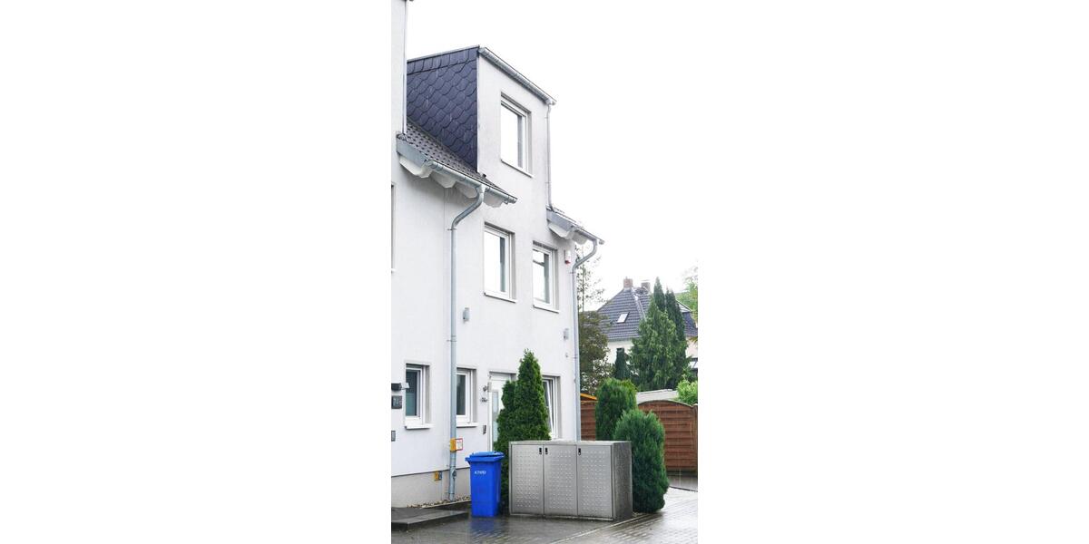 Doppelhaushälfte Essen Stadtbezirk V - 5 Zimmer, 133 m&sup2;, 1.990&euro; | Angebot:25422427