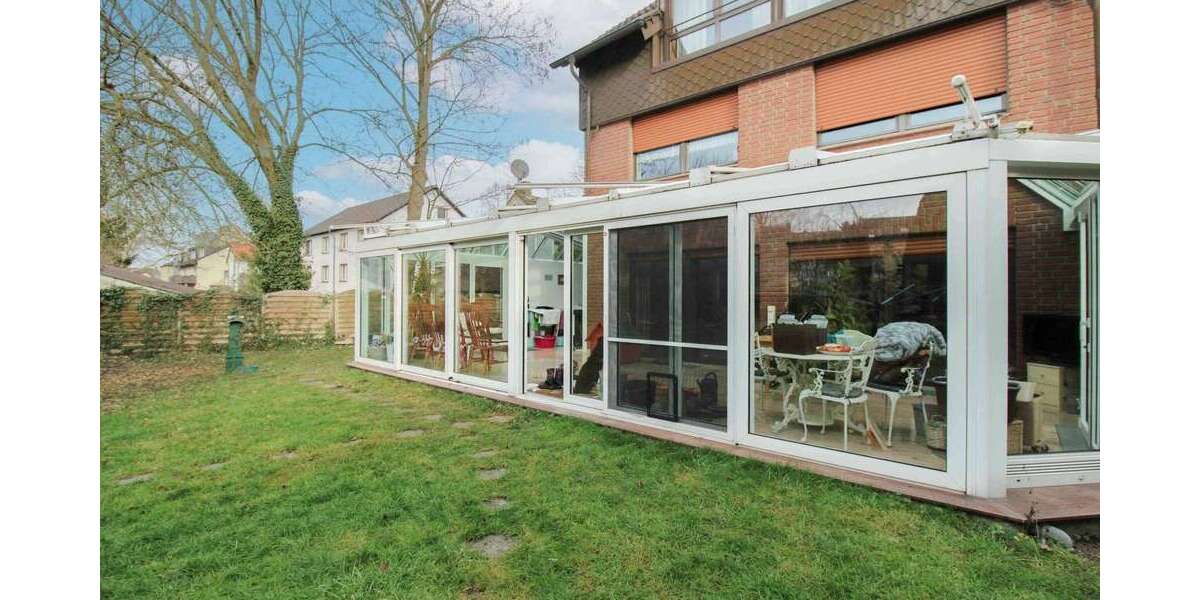 Einfamilienhaus Essen Stadtbezirk IV - 6 Zimmer, 266 m&sup2;, 940.000&euro; | Angebot:25906606