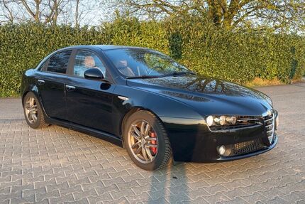 Alfa Romeo 159 134.780 km 11.900 &euro; Duisburg 47229