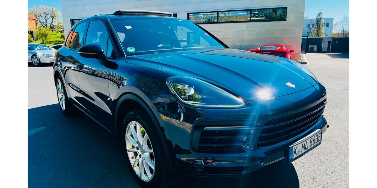 Porsche Cayenne 174.000 km 44.625 &euro; Bottrop 46242