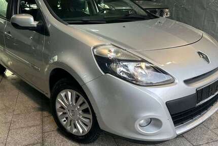 Renault Clio 130.000 km 2.990 &euro; Duisburg 47059