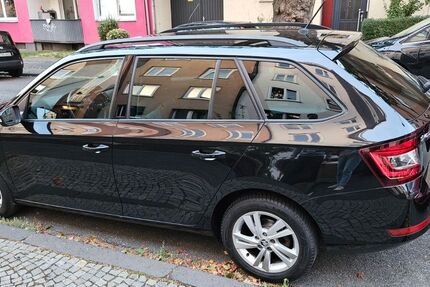 Skoda Fabia 111.000 km 10.100 &euro; Bochum 44789