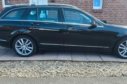 Mercedes-Benz 200 136.155 km 10.450 &euro; Borken 46325