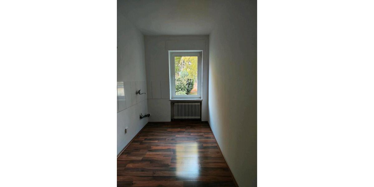 Erdgeschoßwohnung Gelsenkirchen Rotthausen - 3 Zimmer, 80 m&sup2;, 690&euro; | Angebot:25944957