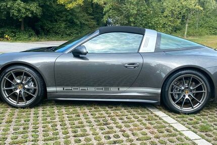 Porsche 991 49.500 km 104.991 &euro; Duisburg 47058