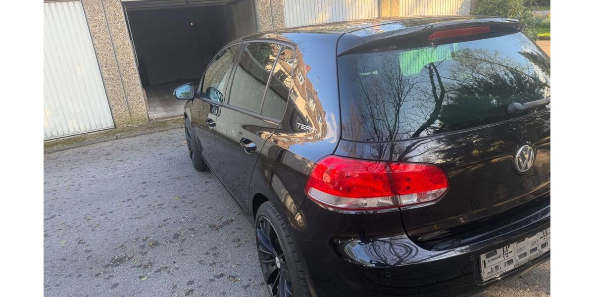 VW Golf 95.600 km 7.150 &euro; Essen 45143