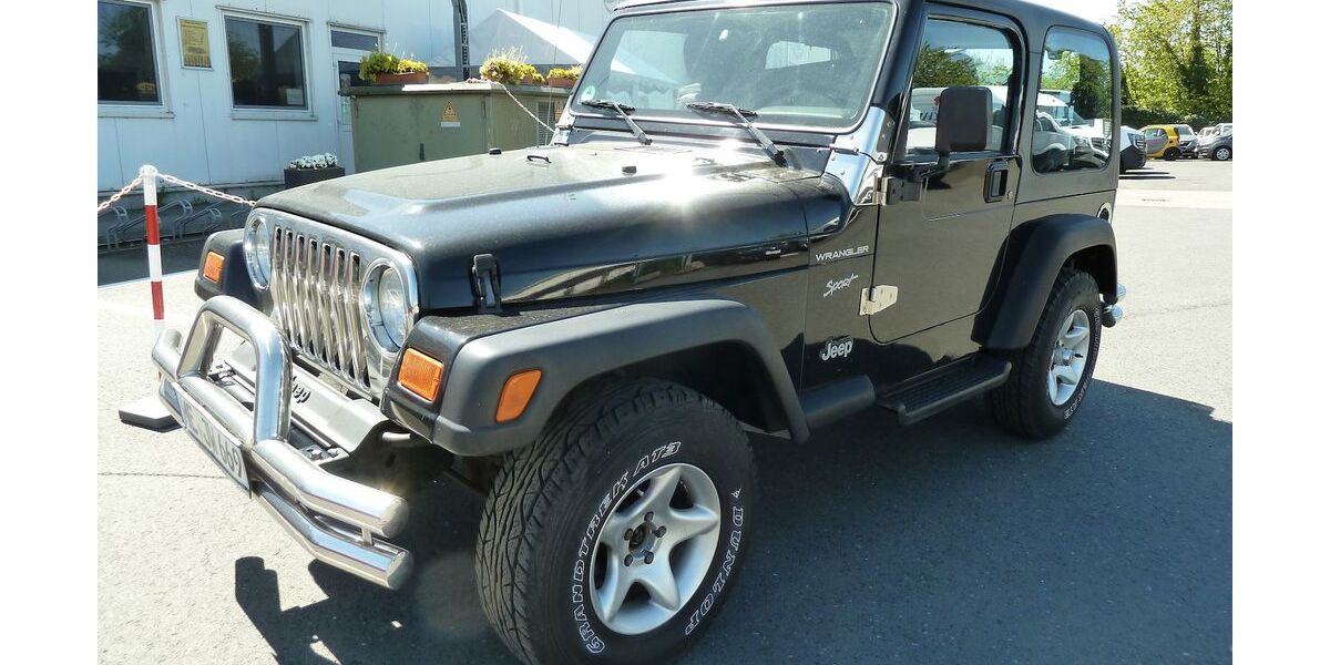 Jeep Wrangler 123.000 km 8.900 &euro; Duisburg 47269