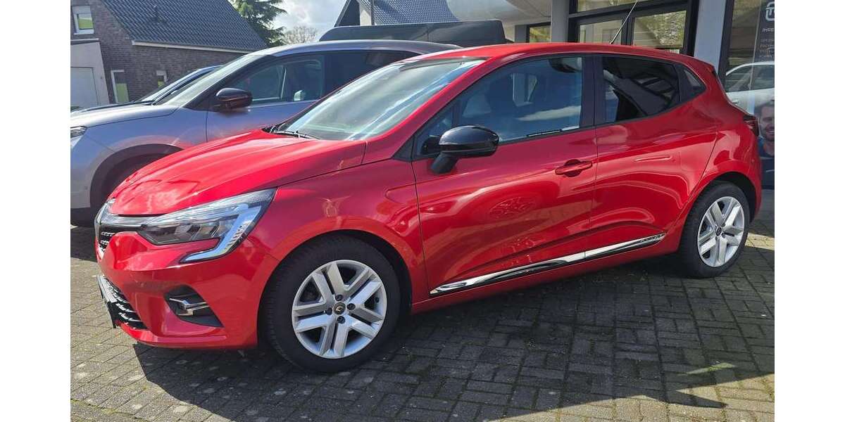Renault Clio 25.576 km 13.890 &euro; Heiden 46359