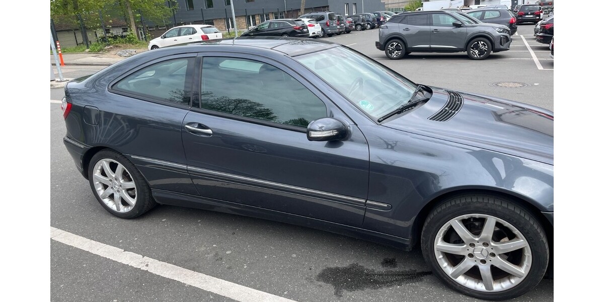 Mercedes-Benz C 160 178.000 km 3.500 &euro; Essen 45121