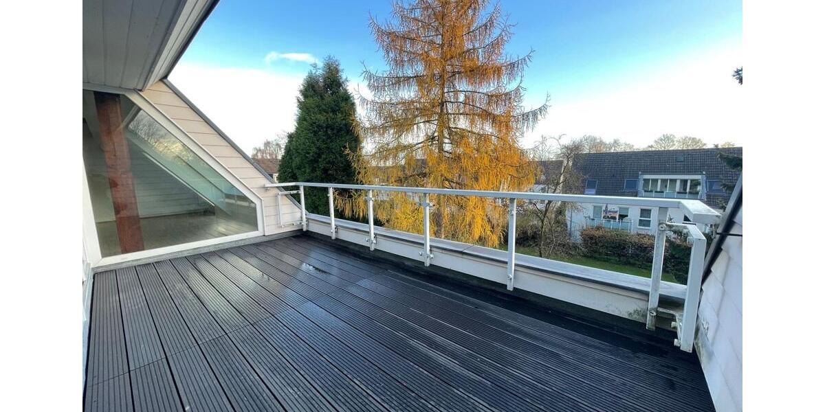 Dachgeschoßwohnung Essen Stadtbezirk IV - 3 Zimmer, 81 m&sup2;, 849&euro; | Angebot:26279244