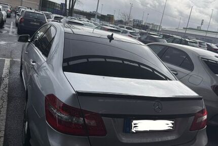 Mercedes-Benz E 500 225.500 km 14.900 &euro; Mülheim an der ruhr 45468