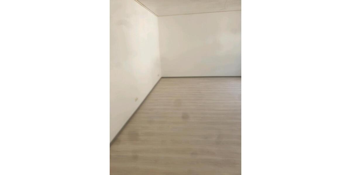 Etagenwohnung Essen Stadtbezirk VII - 4 Zimmer, 85 m&sup2;, 1.000&euro; | Angebot:26272592