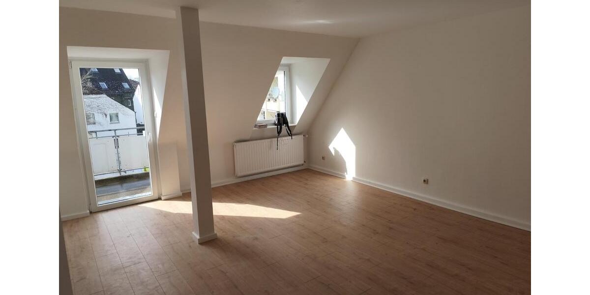 Dachgeschoßwohnung Dorsten Altstadt - 3.5 Zimmer, 74 m&sup2;, 530&euro; | Angebot:25972350
