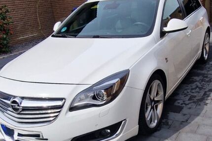 Opel Insignia 149.500 km 7.990 &euro; Dorsten 46286