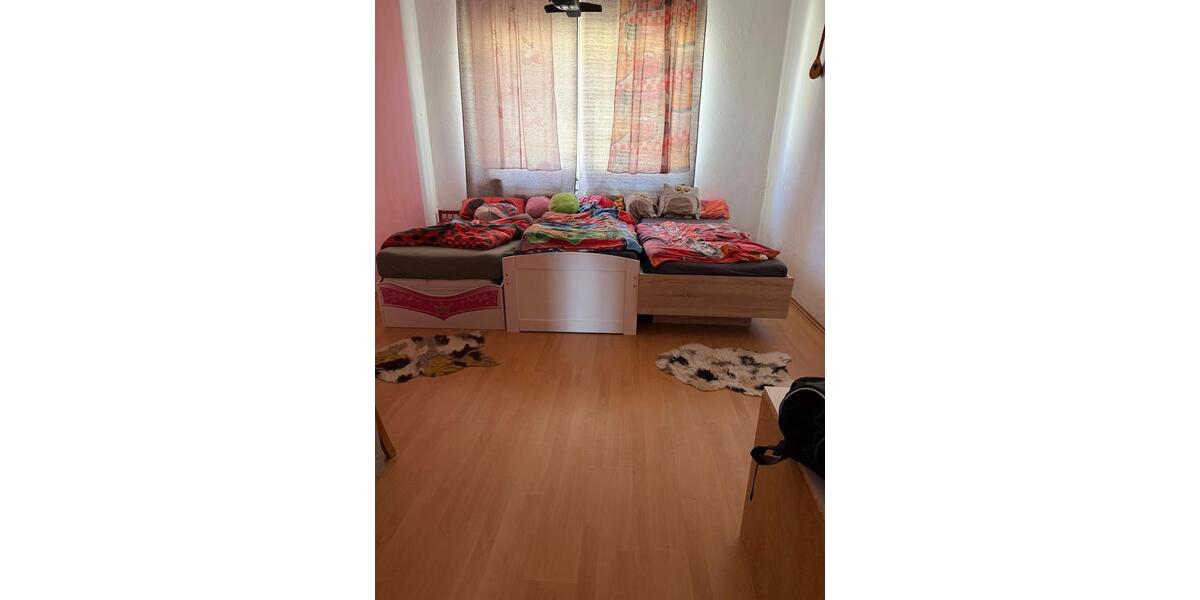 Etagenwohnung Gelsenkirchen Gelsenkirchen-Mitte - 4 Zimmer, 110 m&sup2;, 945&euro; | Angebot:26256340