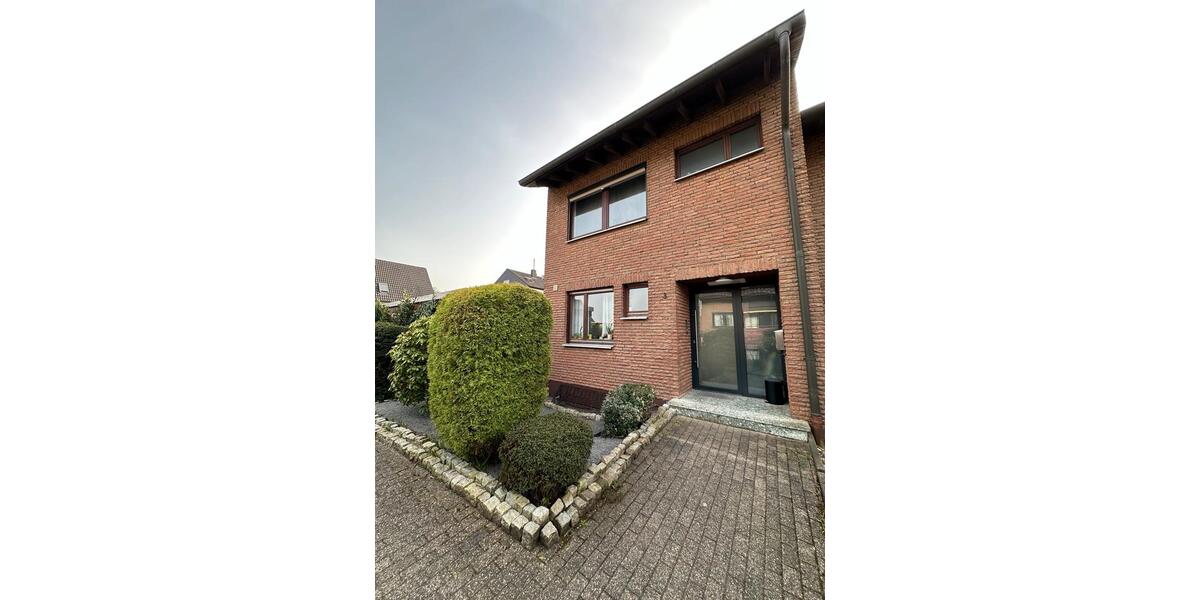 Reihenhaus Essen Stadtbezirk VII - 5 Zimmer, 132 m&sup2;, 580.000&euro; | Angebot:26014493