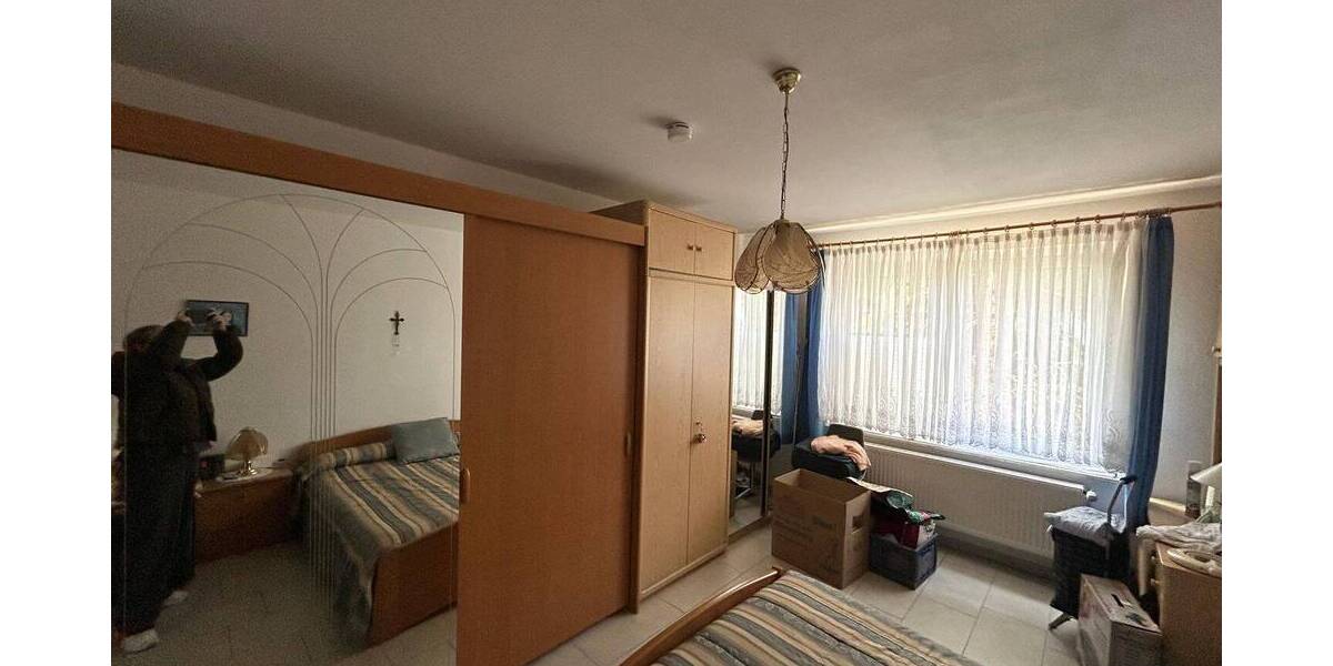 Zimmer Gelsenkirchen Altstadt - 3 Zimmer, 96 m&sup2;, 950&euro; | Angebot:26246890