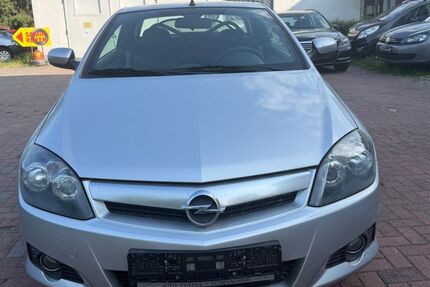 Opel Tigra 125.000 km 2.000 &euro; recklinghausen 45665