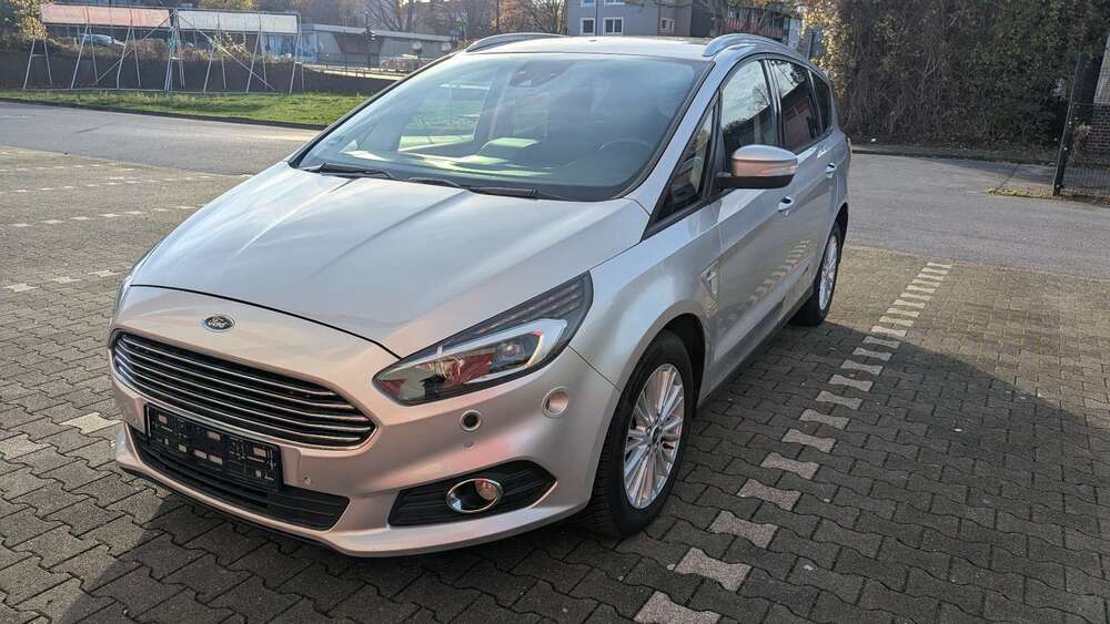 Ford S-Max 138.000 km 13.150 &euro; Essen 45145