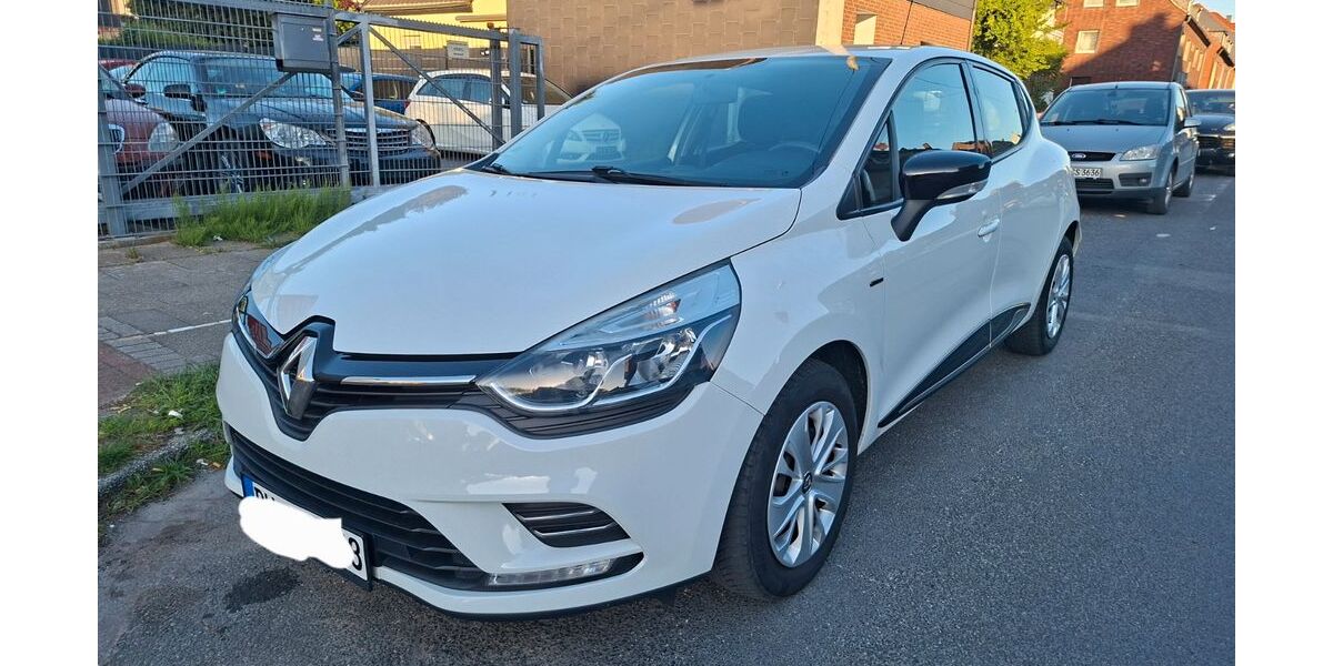 Renault Clio 153.000 km 5.299 &euro; Oberhausen 46149