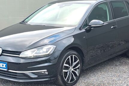 VW Golf 82.200 km 17.400 &euro; Bochum 44894