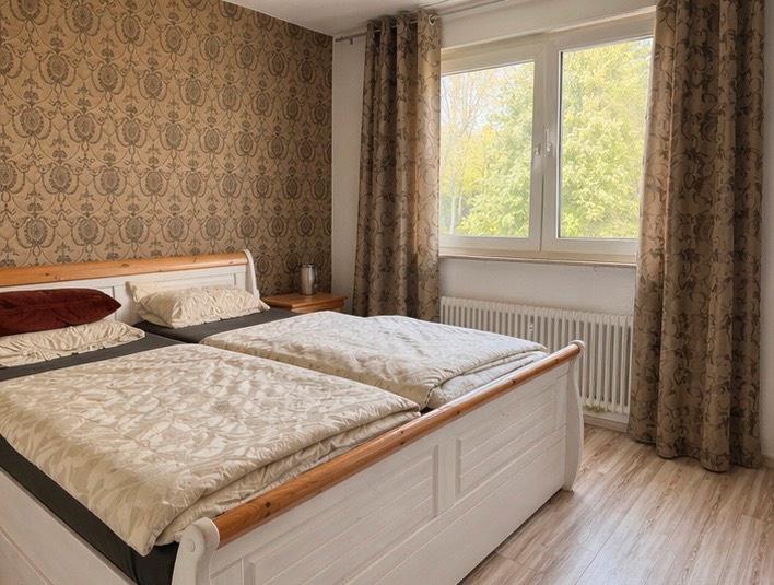 Dachgeschoßwohnung Essen Stadtbezirk II - 2.5 Zimmer, 59 m&sup2;, 740&euro; | Angebot:26285594