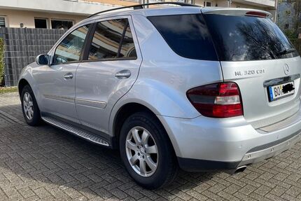 Mercedes-Benz ML 320 383.000 km 6.900 &euro; Bochum 44795