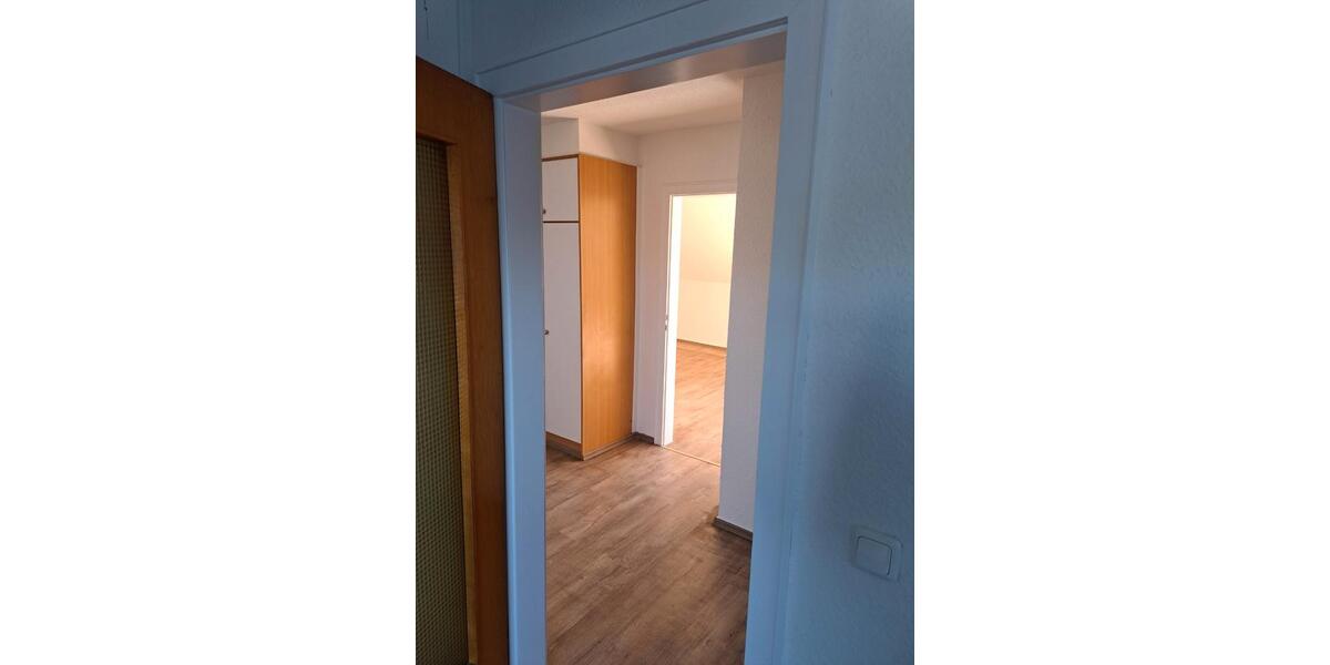 Dachgeschoßwohnung Essen Stadtbezirk IV - 2 Zimmer, 62 m&sup2;, 465&euro; | Angebot:26284643