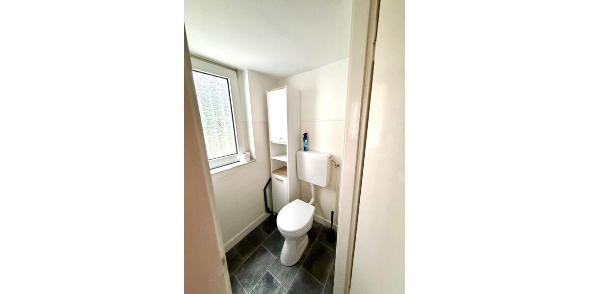 Kosmetik Büro Ladenlokal Agentur Praxis in Essen-Borbeck, 25 qm, hell und freundlich renoviert - Gewerbeobjekt Essen Bergeborbeck | Angebot:26296237