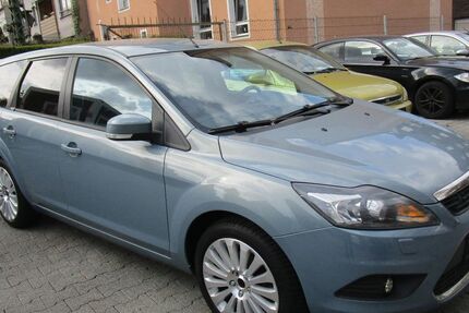 Ford Focus 180.000 km 2.399 &euro; Oberhausen 46117