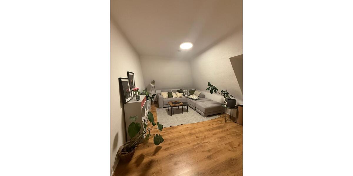 Dachgeschoßwohnung Recklinghausen Berghausen - 4 Zimmer, 65 m&sup2;, 590&euro; | Angebot:26019131