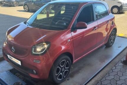 Smart ForFour 39.108 km 12.850 &euro; Essen 45307