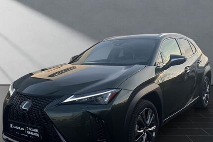 Lexus UX 30.758 km 32.990 &euro; Wesel 46485