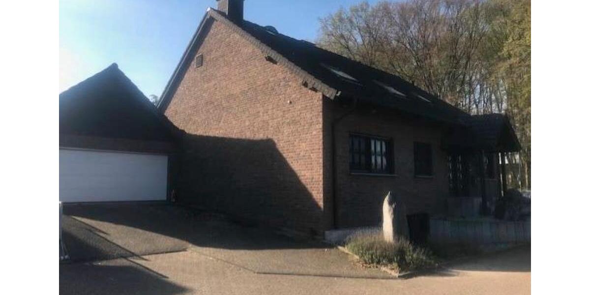 Einfamilienhaus Hamminkeln - 6.5 Zimmer, 220 m&sup2;, 450.000&euro; | Angebot:26135776